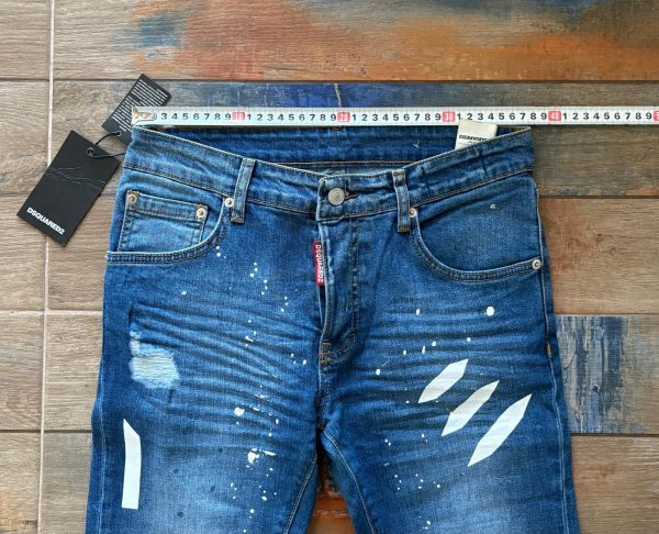 Мъжки дънки DSQUARED2 с бели мотиви и накъсан ефект