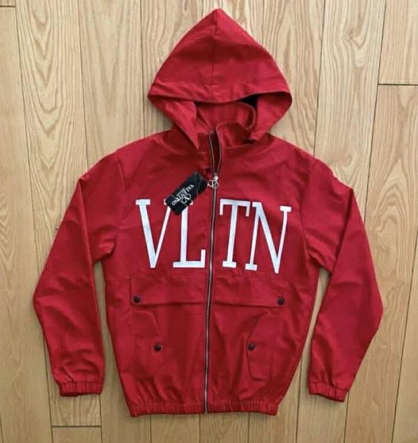 VALENTINO ЯКЕ