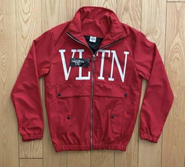 VALENTINO ЯКЕ