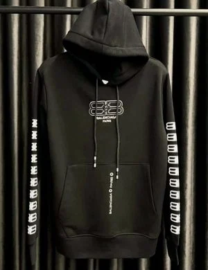 СУИЧЪР BALENCIAGA