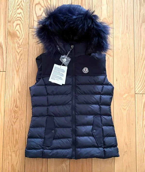 ДАМСКИ ЕЛЕК MONCLER