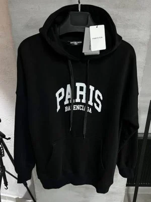 СУИЧЪР С КАЧУЛКА BALENCIAGA