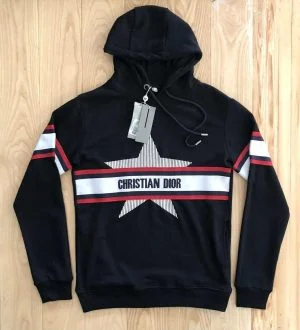 СУИЧЪР DIOR