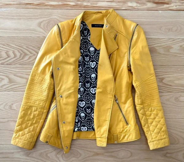 af6c83e1-b711-441e-b7bb-b3c378bda275.jpg ДАМСКО КОЖЕНО ЯКЕ ОТ ЕСТЕСТВЕНА КОЖА PHILIPP PLEIN