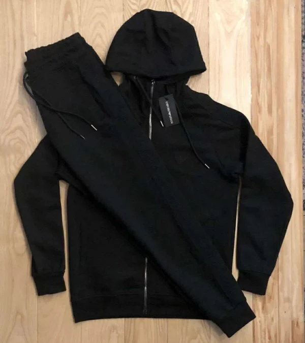 Cпортен екип  Armani EA7