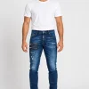 Мъжки сини дънки DSQUARED2 с два ципа върху модел